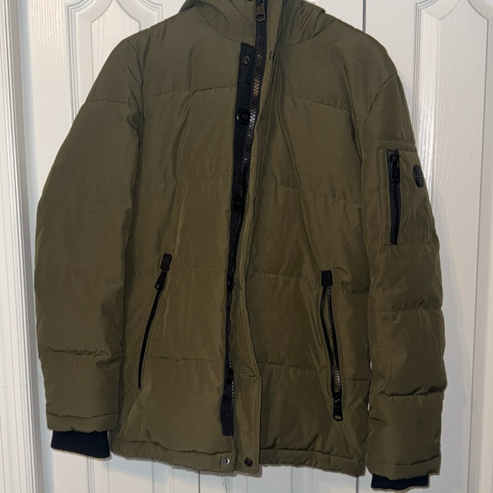 Like new Calvin Klein puffer jacket. Used twice